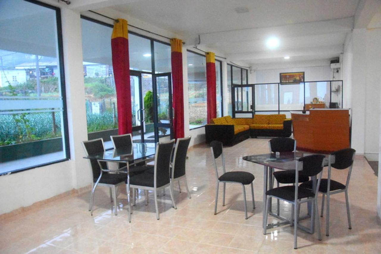 Hôtel Unique View Nuwaraeliya à Nuwara Eliya Extérieur photo