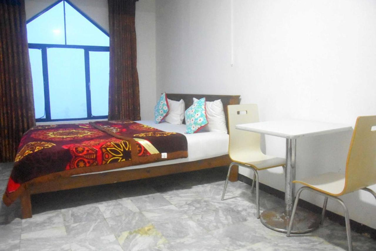 Hôtel Unique View Nuwaraeliya à Nuwara Eliya Extérieur photo