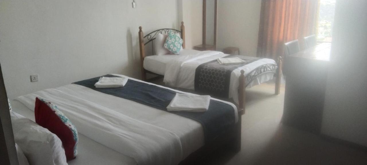 Hôtel Unique View Nuwaraeliya à Nuwara Eliya Extérieur photo